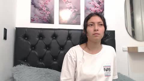 Snapshot of tamar4_f00x chatting on May 2026 07:52:01 PM Hi im sara online show from May 2026 07:52:01 PM