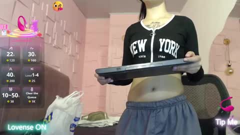 Snapshot of tamara_aa chatting on September 2025 12:35:01 AM Tamara online show from September 2025 12:35:01 AM