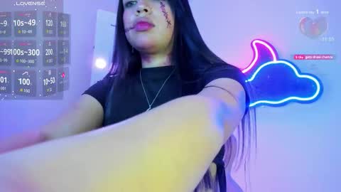 Snapshot of tamara_marquez chatting on October 2025 08:25:02 AM SOFIA online show from October 2025 08:25:02 AM