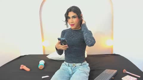 tamara_rouse57 online show from October 2025 05:54:02 AM