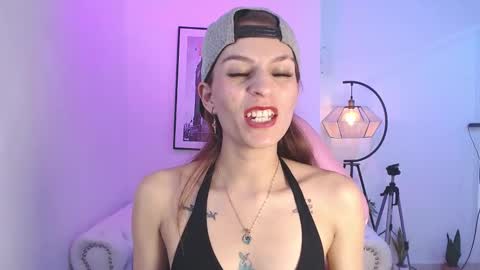 Snapshot of tamara_slimx chatting on February 2025 07:05:01 AM Tamara online show from February 2025 07:05:01 AM
