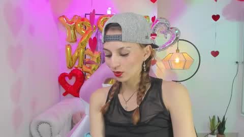 Snapshot of tamara_slimx chatting on February 2025 09:54:02 AM Tamara online show from February 2025 09:54:02 AM