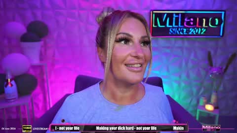 Snapshot of tamaramilano chatting on June 2026 07:58:02 AM TamaraMilano online show from June 2026 07:58:02 AM
