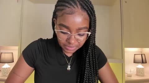 Tami online show from February 2026 07:45:01 PM