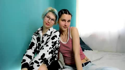 JessSara online show from May 2026 02:56:02 PM