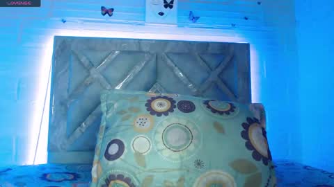 Snapshot of tami_vega chatting on May 2026 11:27:01 AM Tamy Vega online show from May 2026 11:27:01 AM