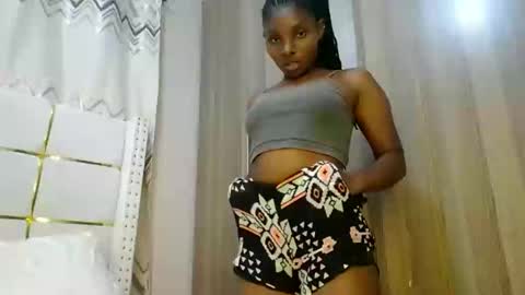 Snapshot of tamia538235 chatting on January 2025 11:33:01 PM tamia online show from January 2025 11:33:01 PM