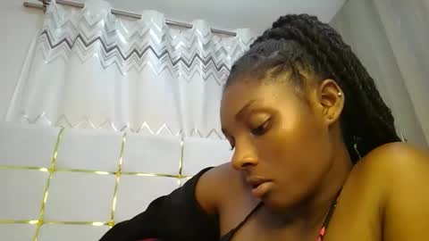 Snapshot of tamia538235 chatting on January 2025 03:54:02 AM tamia online show from January 2025 03:54:02 AM