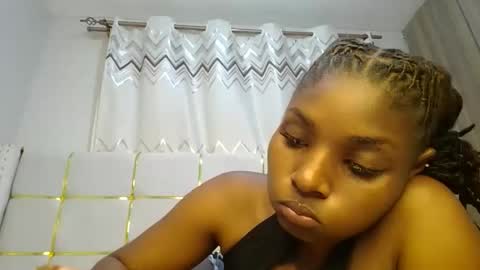 Snapshot of tamia538235 chatting on February 2025 11:15:01 PM tamia online show from February 2025 11:15:01 PM