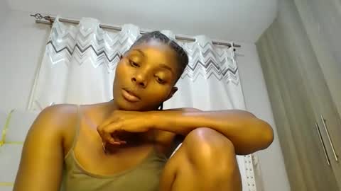 Snapshot of tamia538235 chatting on February 2025 03:56:01 AM tamia online show from February 2025 03:56:01 AM