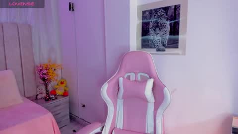 Snapshot of tammy_w chatting on February 2025 08:51:02 PM Tammy online show from February 2025 08:51:02 PM