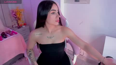 Snapshot of tammy_w chatting on March 2025 08:59:01 PM Tammy online show from March 2025 08:59:01 PM