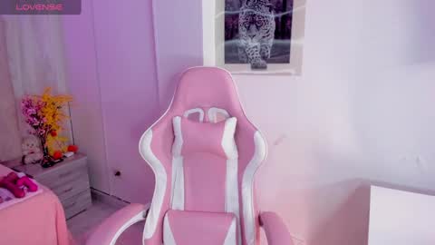 Snapshot of tammy_w chatting on March 2025 07:48:01 PM Tammy online show from March 2025 07:48:01 PM