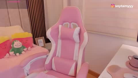 Snapshot of tammy_w chatting on October 2025 04:28:01 PM Tammy online show from October 2025 04:28:01 PM