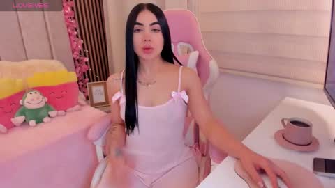 Snapshot of tammy_w chatting on November 2025 07:21:01 PM Tammy online show from November 2025 07:21:01 PM