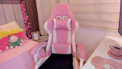 Snapshot of tammy_w chatting on November 2025 06:19:02 PM Tammy online show from November 2025 06:19:02 PM