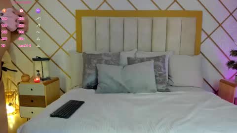 Tamy online show from October 2025 11:48:02 PM