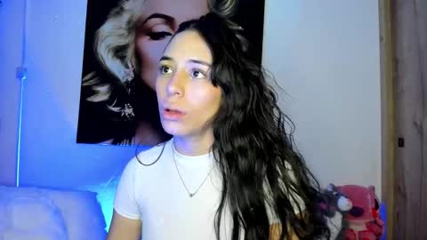 tania06 online show from November 2025 02:43:02 PM