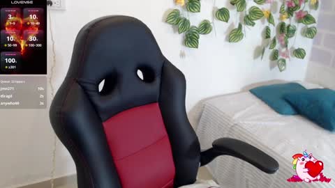 Tania  online show from January 2025 06:54:02 PM