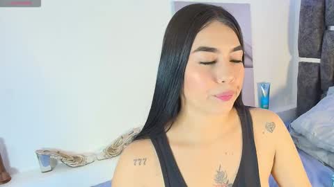 Snapshot of taniamilan chatting on December 2025 11:59:01 AM Tania online show from December 2025 11:59:01 AM