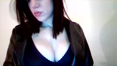 taniatalisha online show from May 2026 10:37:01 PM