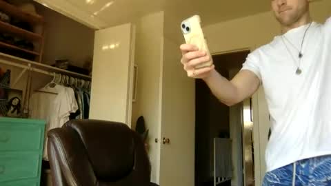 Dr. Love online show from February 2026 07:31:01 PM