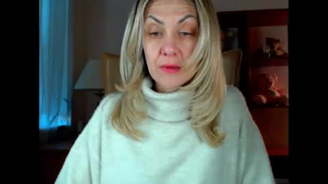 Snapshot of tanya6547 chatting on February 2025 11:44:02 AM tanya online show from February 2025 11:44:02 AM