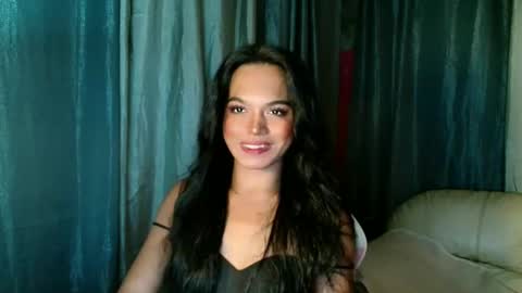 Snapshot of tanyabels_thenaughtyone chatting on June 2026 09:37:01 AM tanyabels_thenaughtyone online show from June 2026 09:37:01 AM