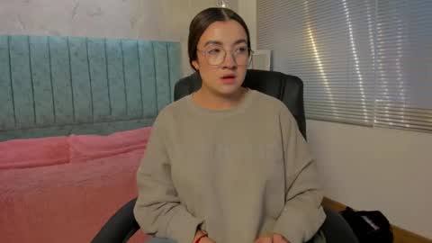 Tara  online show from February 2026 12:10:02 PM