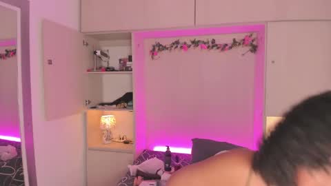  T A R A  online show from September 2025 04:17:02 AM