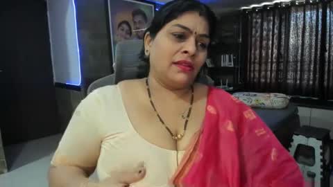 Snapshot of tarivishu23 chatting on December 2024 04:45:02 AM tarivishu23 online show from December 2024 04:45:02 AM