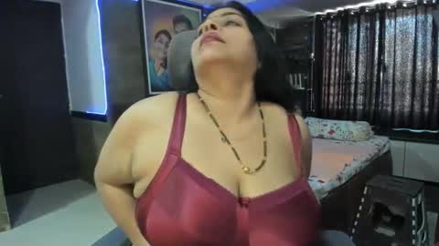 Snapshot of tarivishu23 chatting on December 2024 05:13:01 AM tarivishu23 online show from December 2024 05:13:01 AM