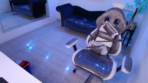 Snapshot of tarly_matches chatting on November 2025 07:41:02 PM Tarly online show from November 2025 07:41:02 PM