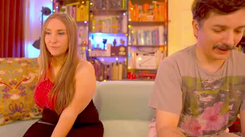 Snapshot of task_manager chatting on February 2025 02:33:02 PM Vivian  Clark online show from February 2025 02:33:02 PM