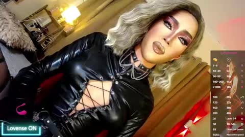 Snapshot of tasteaddict_ chatting on November 2025 06:35:02 AM tasteaddict_ online show from November 2025 06:35:02 AM