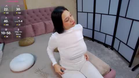 Snapshot of tasteofdivine chatting on December 2024 02:32:02 AM tasteofdivine online show from December 2024 02:32:02 AM