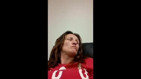 tastypeach6989 online show from April 2026 03:06:01 PM