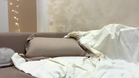 Im Sabrina NEXT LIVE  Tuesday online show from December 2025 07:19:02 PM