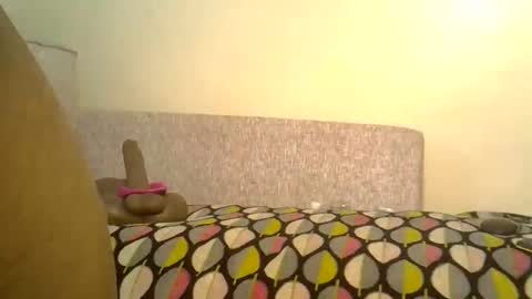 Snapshot of tastyzuri chatting on October 2025 09:18:01 AM Zuri online show from October 2025 09:18:01 AM