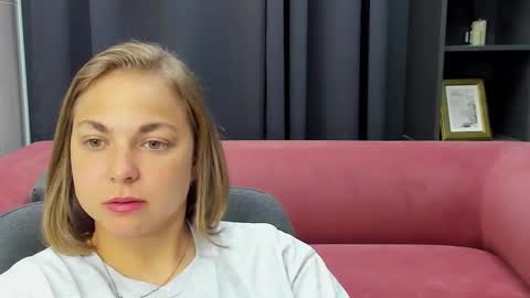 Snapshot of tataflower chatting on October 2025 08:43:01 PM Tata online show from October 2025 08:43:01 PM