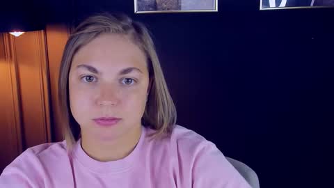 Snapshot of tataflower chatting on November 2025 08:30:01 PM Tata online show from November 2025 08:30:01 PM