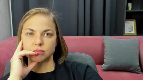 Snapshot of tataflower chatting on November 2025 08:13:02 PM Tata online show from November 2025 08:13:02 PM