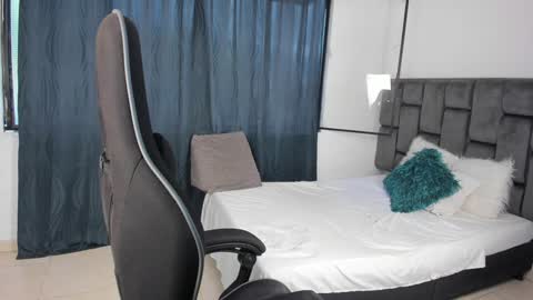 Tatiana online show from December 2024 09:57:01 PM