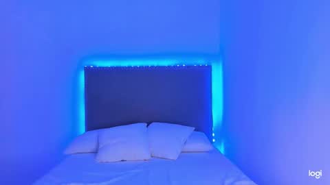 Snapshot of tatiana_2000 chatting on December 2024 06:40:01 PM Tatiana online show from December 2024 06:40:01 PM