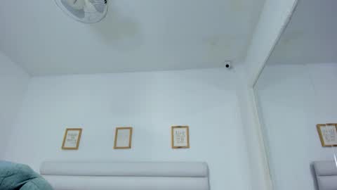 tatiana_arboleda online show from September 2025 02:35:01 AM