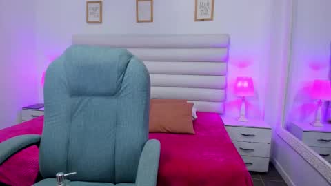 tatiana_arboleda online show from September 2025 10:51:02 AM