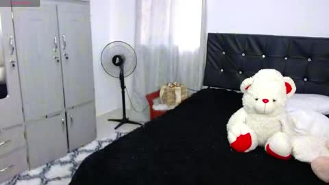 Tatiana online show from April 2026 06:59:02 PM