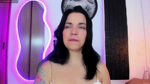 Snapshot of tatiana_sc chatting on October 2025 01:29:02 PM Tatiana SC online show from October 2025 01:29:02 PM