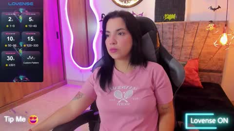 Snapshot of tatiana_sc chatting on October 2025 12:17:01 PM Tatiana SC online show from October 2025 12:17:01 PM
