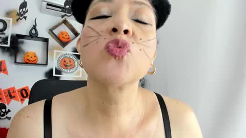 Snapshot of tatiana_sofiaa chatting on October 2025 01:56:02 PM tatiana_sofiaa online show from October 2025 01:56:02 PM